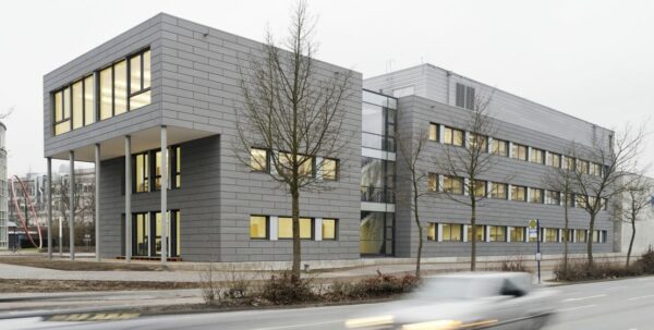 10706-MUeNSTER-MEET-Arkaden-Labor-Aussenansicht-7-1110×560